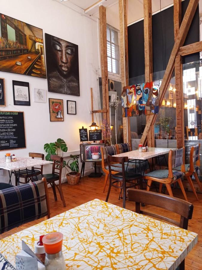 Casa Volante Hostal บัลปาราอีโซ ภายนอก รูปภาพ