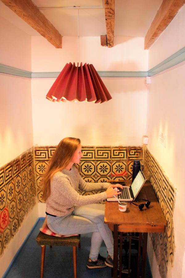 Casa Volante Hostal บัลปาราอีโซ ภายนอก รูปภาพ