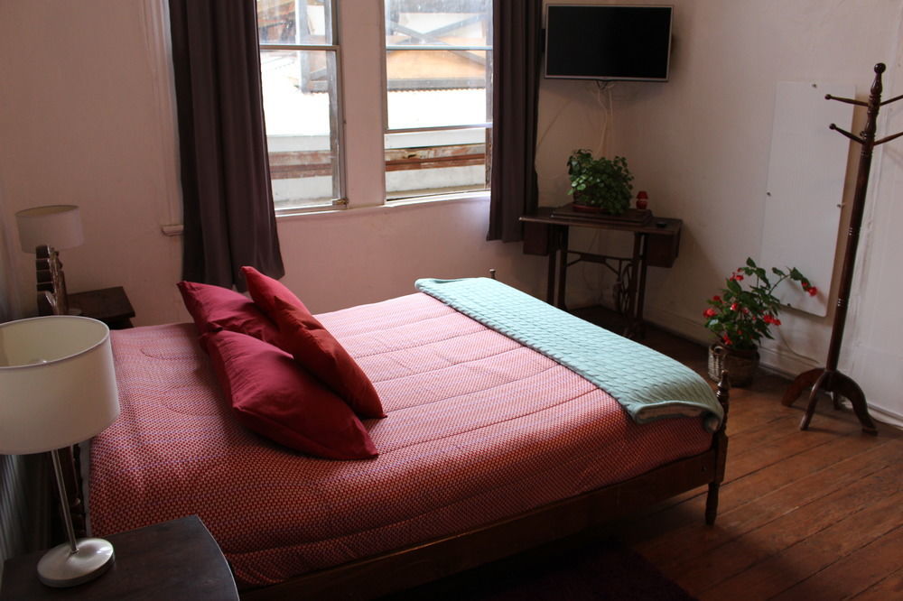 Casa Volante Hostal บัลปาราอีโซ ภายนอก รูปภาพ