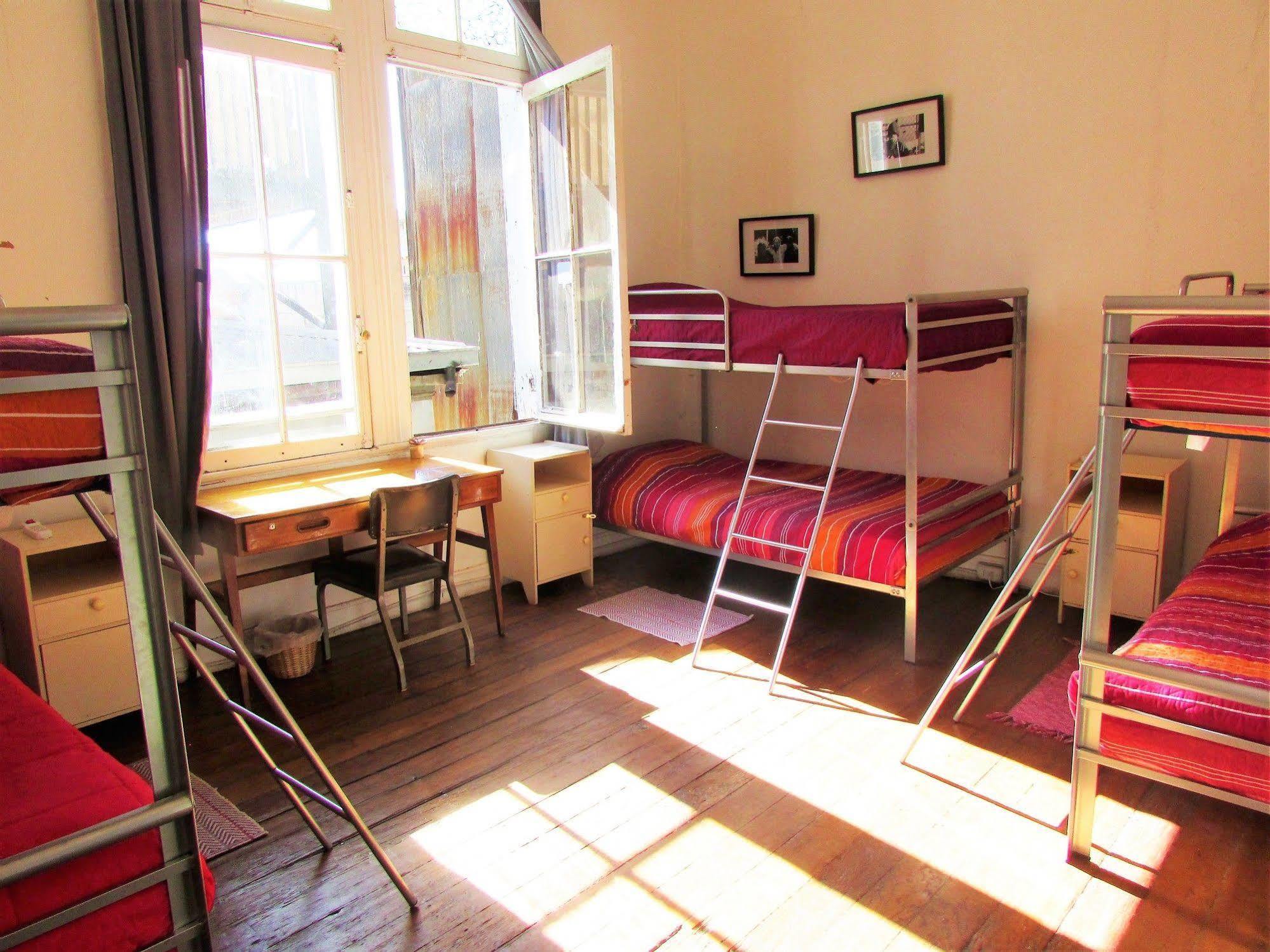Casa Volante Hostal บัลปาราอีโซ ภายนอก รูปภาพ