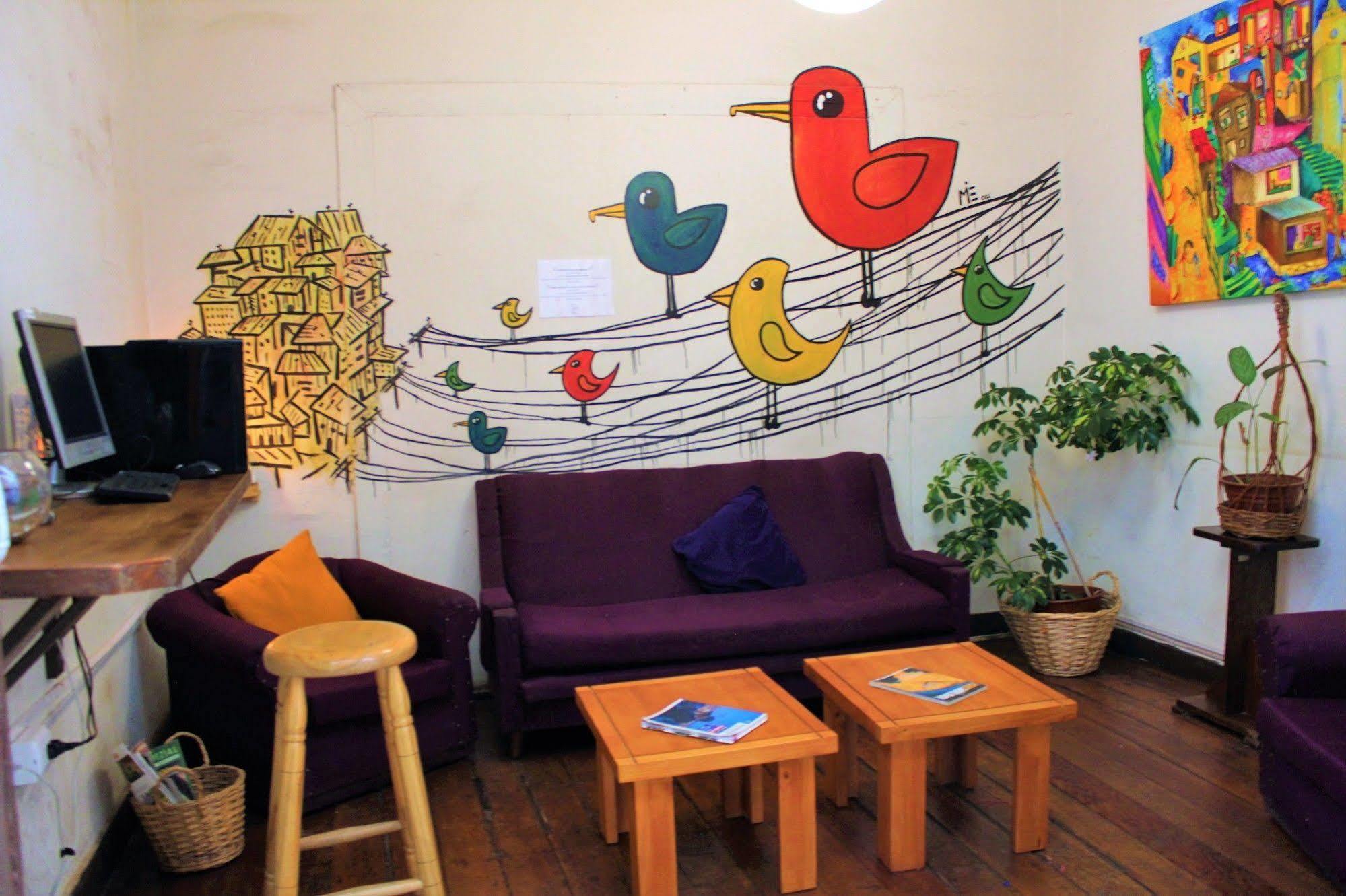 Casa Volante Hostal บัลปาราอีโซ ภายนอก รูปภาพ